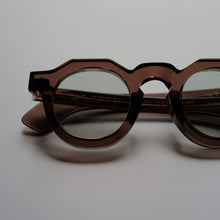 將圖片載入圖庫檢視器 MAX PITTION // HUGO