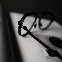 將圖片載入圖庫檢視器 MYKITA | LEICA // ML17