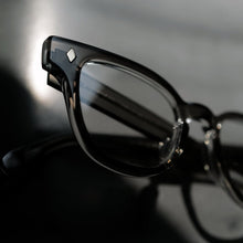 將圖片載入圖庫檢視器 JULIUS TART OPTICAL // BRYAN