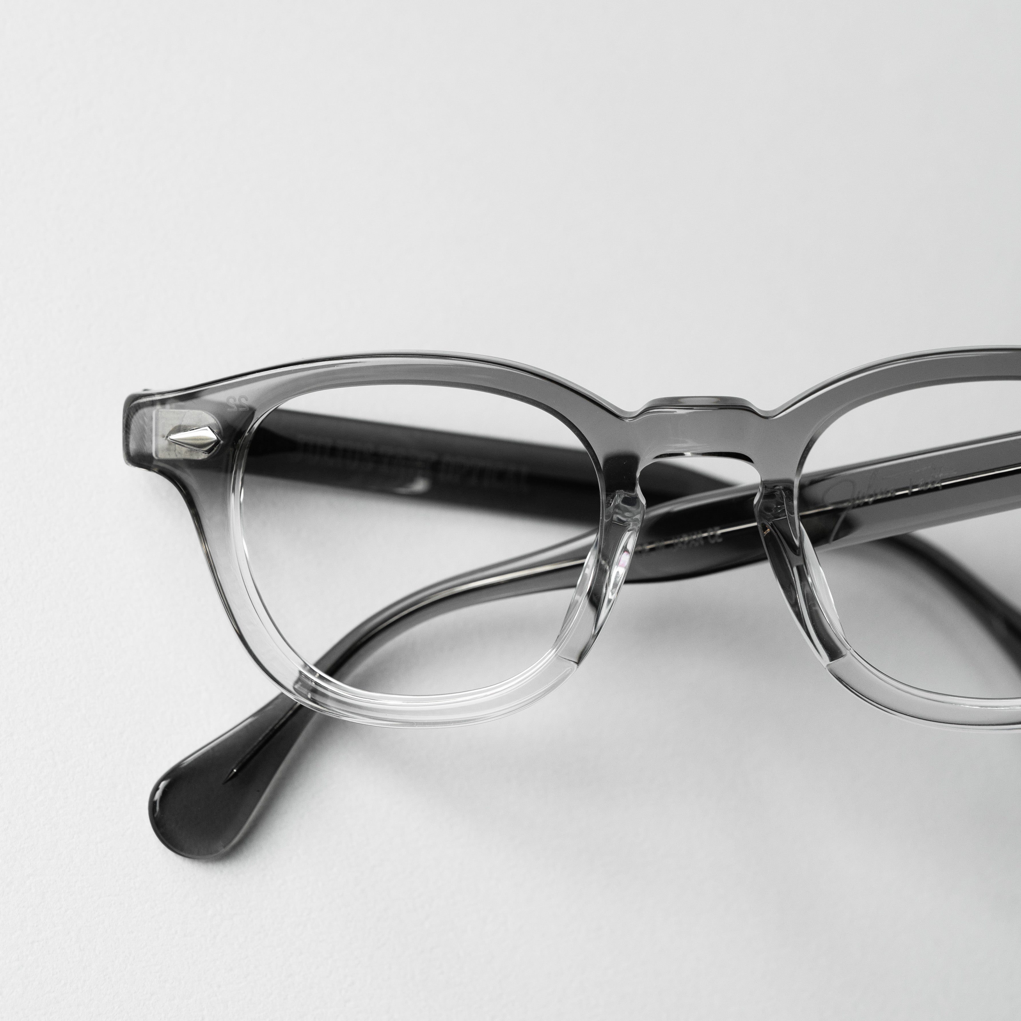 JULIUS TART OPTICAL // AR in Grey Gradient