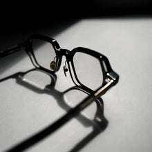 將圖片載入圖庫檢視器 Jacques Marie Mage // HOLDEN