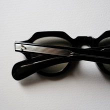 將圖片載入圖庫檢視器 Jacques Marie Mage // KELLERMAN