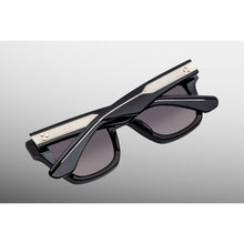 將圖片載入圖庫檢視器 Jacques Marie Mage // STANLEY KUBRICK BY JMM: TORRANCE
