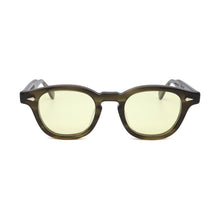 將圖片載入圖庫檢視器 JULIUS TART OPTICAL // AR in Olive Green Sasa