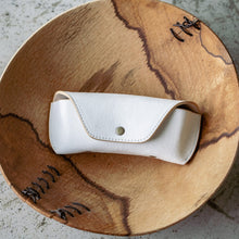 將圖片載入圖庫檢視器 DIFFUSER Tokyo // 科技麂皮眼鏡盒