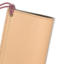 將圖片載入圖庫檢視器 DIFFUSER Tokyo // 荔枝皮繩掛式鏡袋