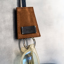 將圖片載入圖庫檢視器 DIFFUSER Tokyo // 日本製帆布皮標眼鏡掛鏈