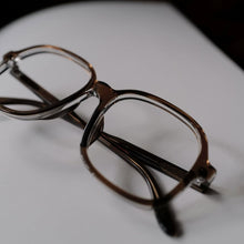 將圖片載入圖庫檢視器 JULIUS TART OPTICAL // CAMERO