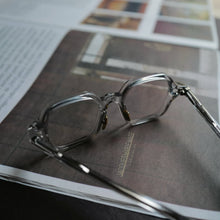 將圖片載入圖庫檢視器 Jacques Marie Mage // HOLDEN