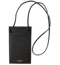 將圖片載入圖庫檢視器 DIFFUSER Tokyo // 掛繩皮革眼鏡袋