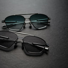 將圖片載入圖庫檢視器 SAUVAGE EYEWEAR // BOMBARDIER
