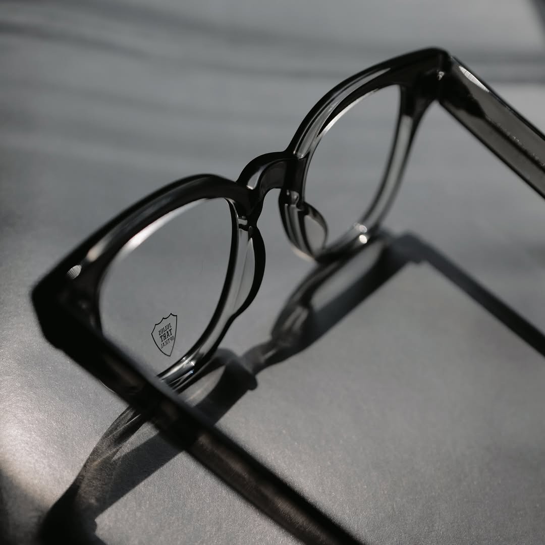 小物 Julius tart optical Bryan Julius Tart Optical Model: Bryan Size: 46-22-140 Color: Black