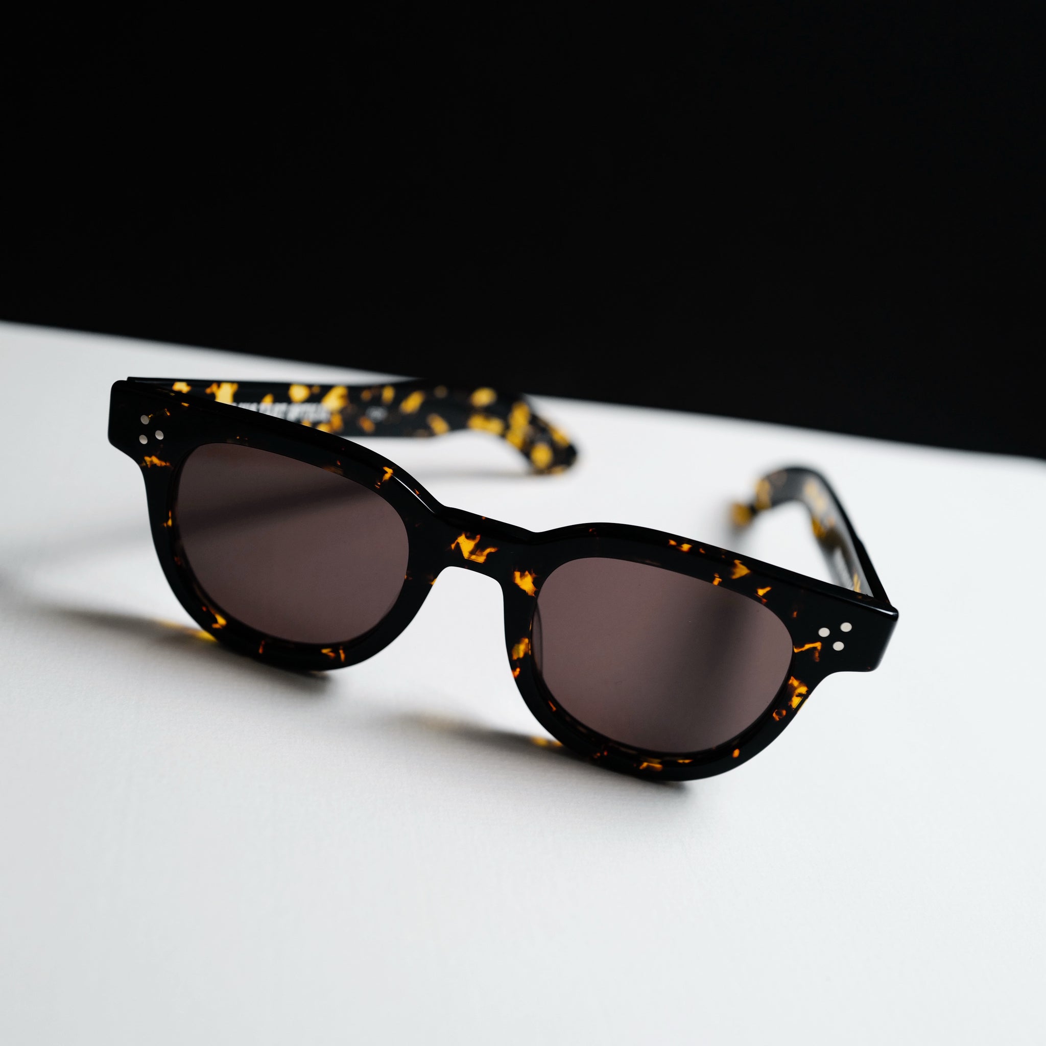 JULIUS TART OPTICAL x NEIGHBORHOOD® // FDR 50 – JEpoque
