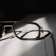 將圖片載入圖庫檢視器 MYKITA | LEICA // ML16

