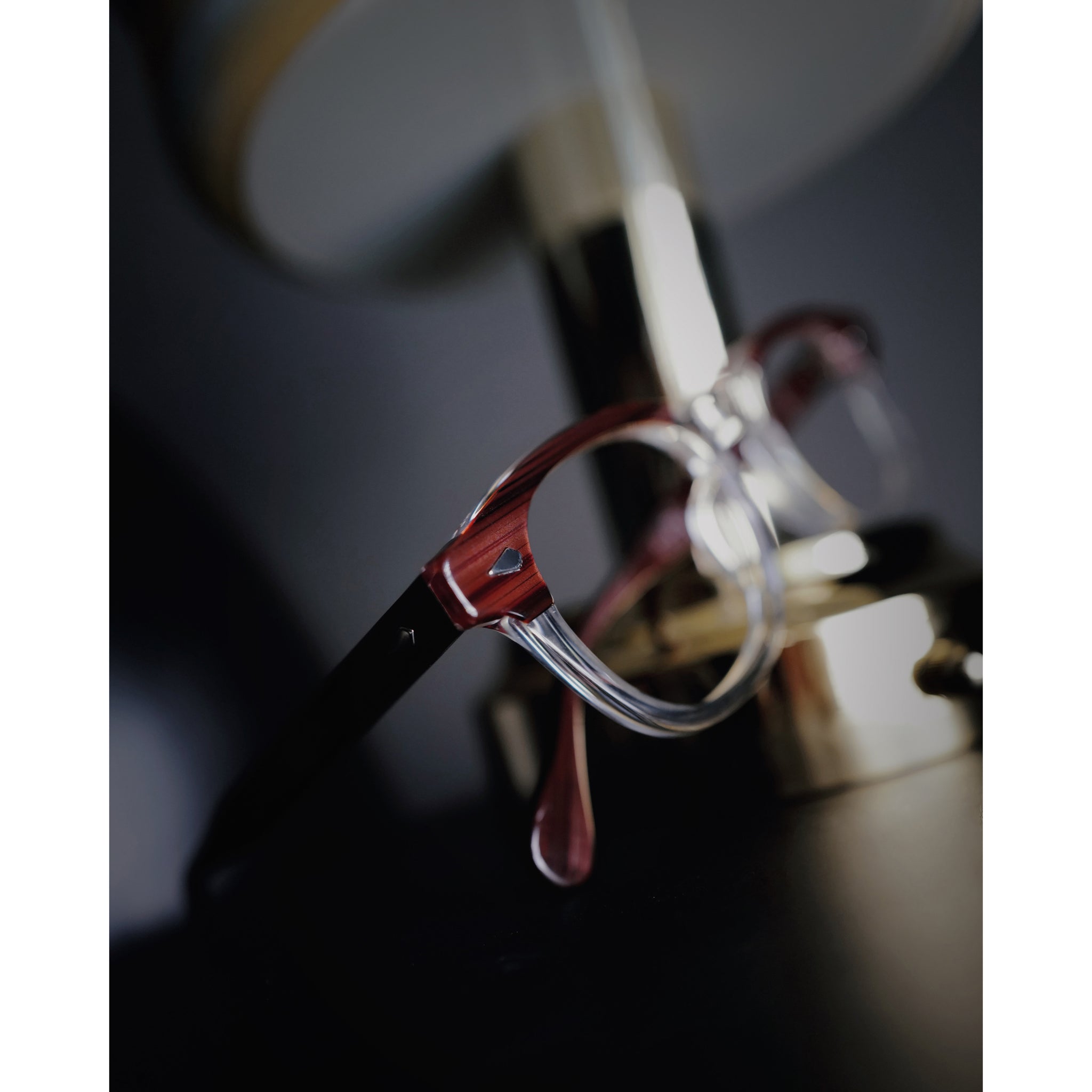 JULIUS TART OPTICAL // AR 48 Red Wood Clear – JEpoque